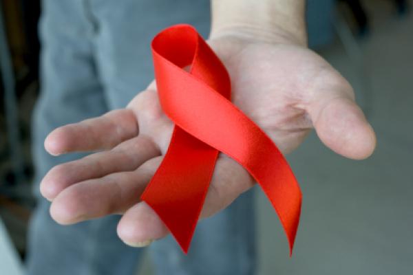 وزارة "الصحة" الروسية: أكثر من 1.2 مليون مواطن مصابون بـ"الإيدز"