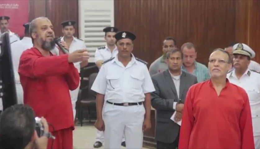 مصر.. البلتاجي يوجه 3 أسئلة لمبارك ويدعو بـ"العمى" على الكاذب