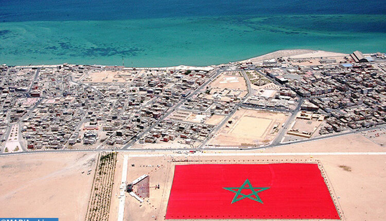 الذكرى الـ42 لاسترجاع إقليم وادي الذهب.. مناسبة لتأكيد التمسك الراسخ بمغربية الصحراء وبالوحدة الوطنية والترابية