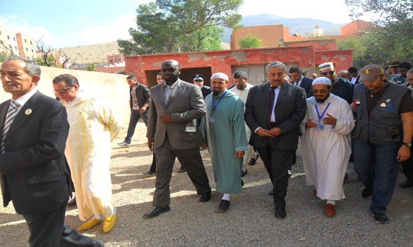 زيارة عامل إقليم شيشاوة للحملة الطبية