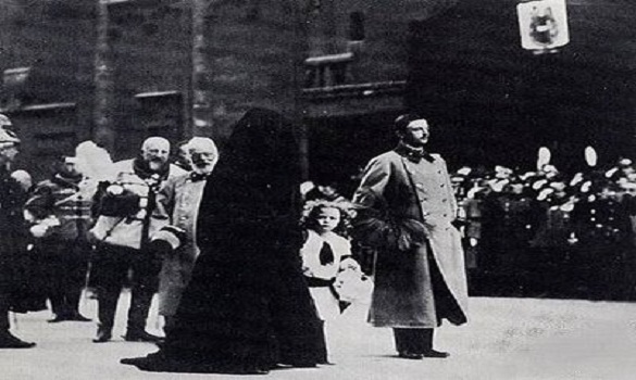 الاحتشام.. صور من صفحات التاريخ الإنساني