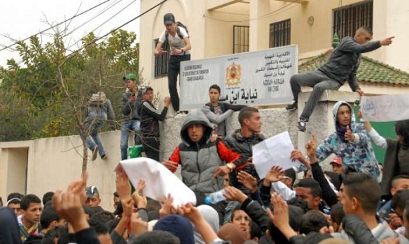 خروج التلاميذ في مسيرات حاشدة استنكارا لبرنامج مسار خروج التلاميذ في مسيرات حاشدة استنكارا لبرنامج مسار