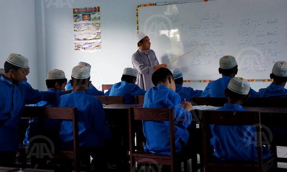 مملكة فطاني الإسلامية شجع بريطاني إمبريالي وطائفية بوذية واهتمام تركي