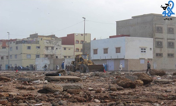 مدّ بحري جديد يضرب ساحل حي سيدي موسى بمدينة سلا