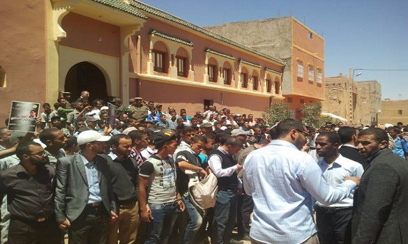 تشييع جثمان الفقيد عبد الرحيم الحسناوي في موكب جنائزي مهيب 