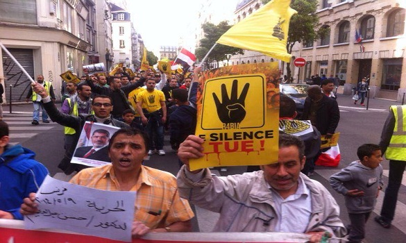 الأمن المصري يفض بالقوة مظاهرات رافضة للانقلاب