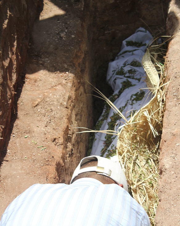 دفن المفكر الكبير المهدي المنجرة بمقبرة سيدي مسعود بحي الرياض