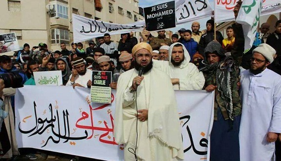 وقفة لنصرة النبي صلى الله عليه وسلم والرد على حملة الرسوم المسيئة بسلا