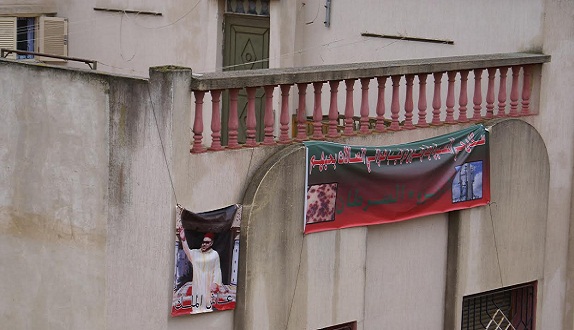 ساكنة حي يعقوب المنصور بالرباط يرفضون تثبيت لاقط هوائي الاتصالات بحيهم