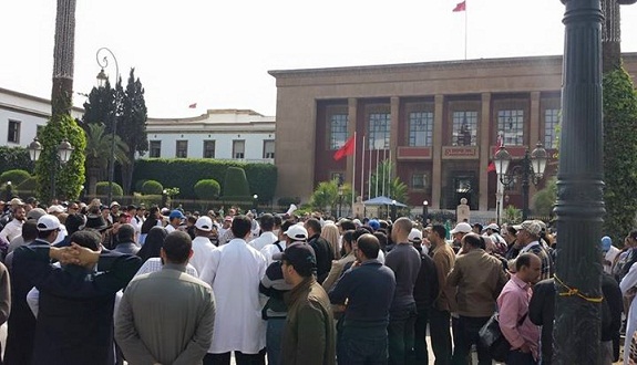 مطالب الأساتذة الناجحين في مباراة ولوج المراكز الجهوية لمهن التربية والتكوين فوج 2013