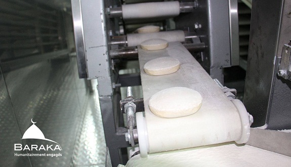 جمعية بركة سيتي تمنح السوريين مخبرة متنقلة قادرة على إنتاج 35000 خبزة يوميا