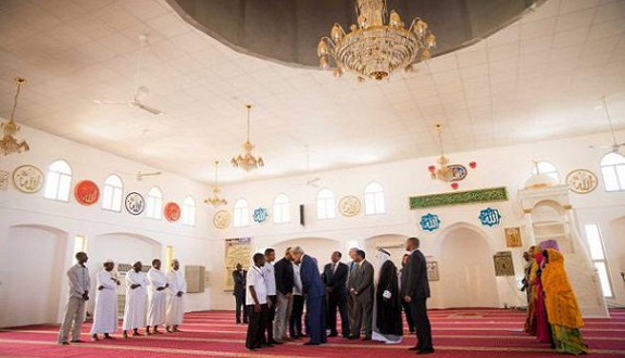 الشيطان يعظ المسلمين.. وزير الخارجية الأمريكى جون كيرى واعظ في جيبوتي