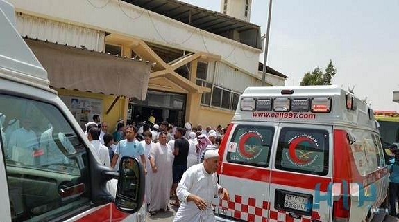 22 قتيلا حصيلة انفجار في مسجد ببلدة القديح في القطيف بالسعودية (بالصور)