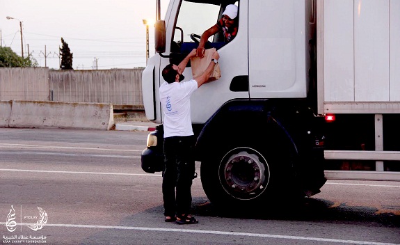 مؤسسة عطاء الخيرية تعتزم توزيع 15000 إفطار في مشروع فطوري في رمضان مؤسسة عطاء الخيرية تعتزم توزيع 15000 إفطار في مشروع فطوري في رمضان