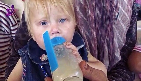 غوطة دمشق.. الطفولة تنزف تحت نيران القصف ووطأة الحصار وانعدام التعليم