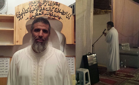 الشيخ الدكتور رشيد نافع يؤم المتهجدين في مصلى باب سبتة.. ويقنت بدعاء مؤثر الشيخ الدكتور رشيد نافع يؤم المتهجدين في مصلى باب سبتة.. ويقنت بدعاء مؤثر