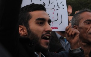 وقفة البرلمان مع الأساتذة المتدربين.. الشعب يريد إسقاط المرسومين