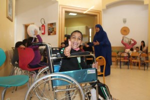 جمعية «أيادي الخير» تنشر البسمة في «دار الطفل» بمستشفى الأطفال ابن سينا