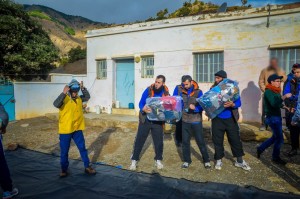 100 أسرة تستفيد من حملة «جمعية الفجر الثقافية والاجتماعية» «الدفء للجميع»