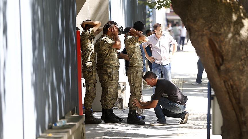 عشرات الأحكام بالمؤبد على ضباط في جيش تركيا