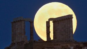 %d9%82%d9%85%d8%b1-%d9%83%d8%a8%d9%8a%d8%b1