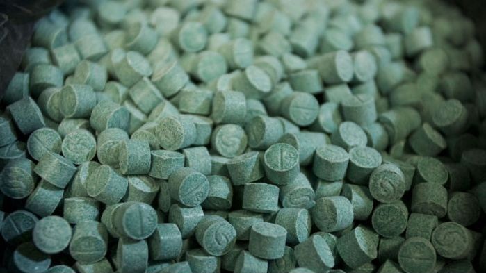 فرنسا: حجز أزيد من مائة كلغ من الأقراص المهلوسة قادمة من هولندا في اتجاه المغرب