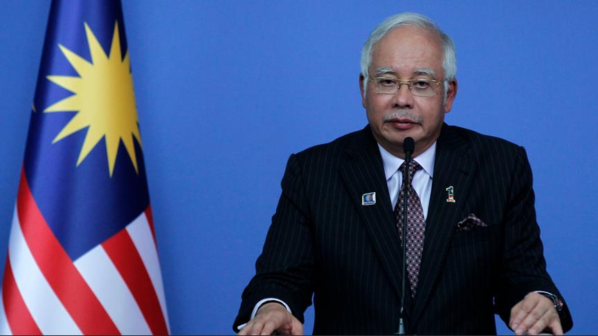 بدء محاكمة رئيس الوزراء الماليزي السابق نجيب عبد الرزاق المتهم في قضية فساد
