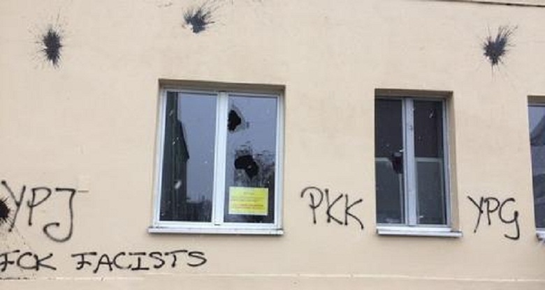 الاعتداء على مسجدين في ألمانيا