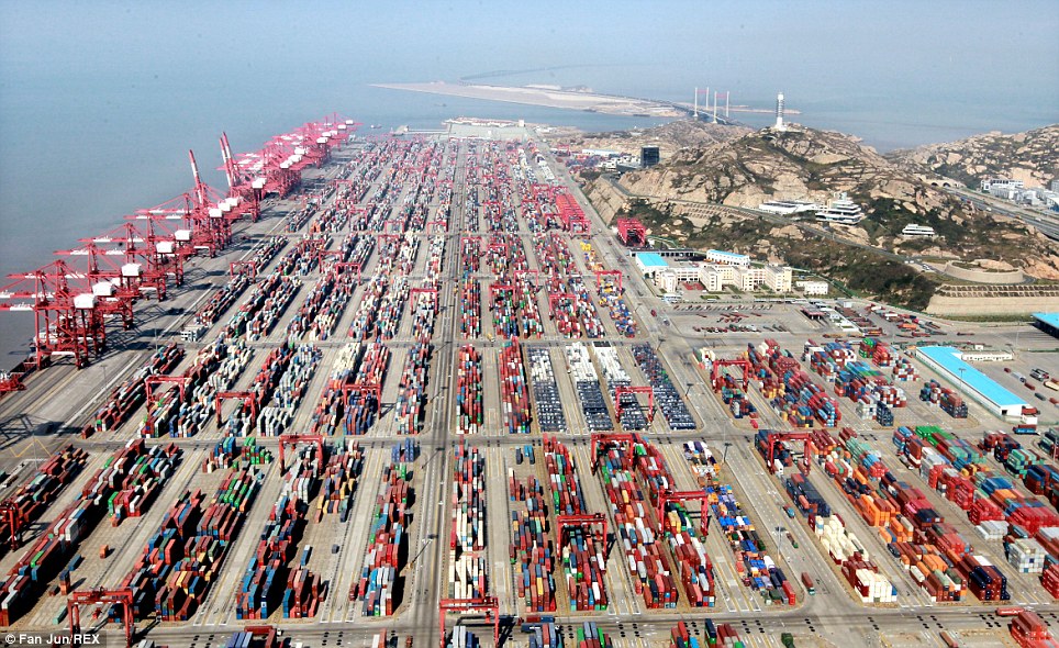 المغرب ينشد قيادة التجارة البحرية الإفريقية عبر ميناء "طنجة" الجديد