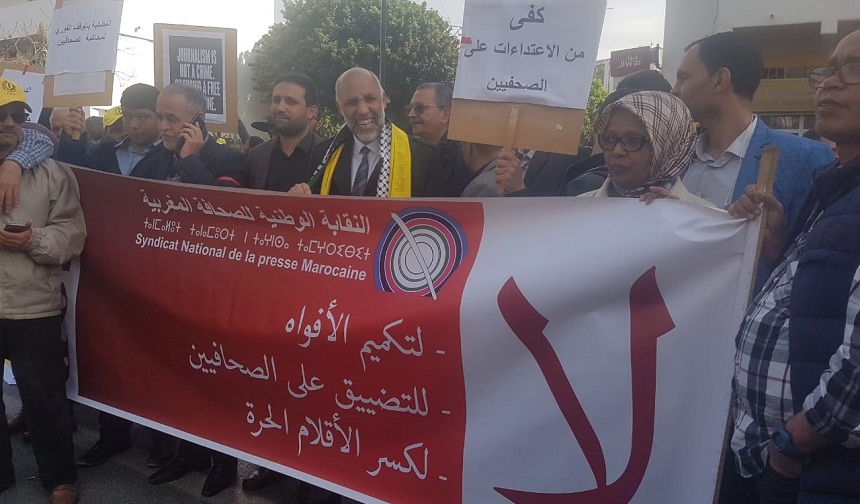 إدانة الصحافيين الأربعة والمستشار حيسان بستة أشهر سجنا موقوفة التنفيذ وغرامة عشرة آلاف درهم