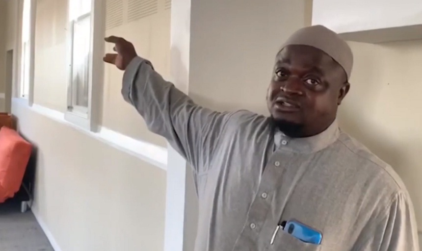 إمام مسجد لينوود بنيوزيلندا يروي تفاصيل مواجهة السفاح