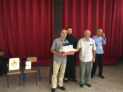 بالصور.. تكريم الأستاذ عز الدين الخمسي بثانوية مصطفى المعاني التأهيلية بعد مسار مهني مليء بالعطاء