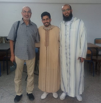 بالصور.. تكريم الأستاذ عز الدين الخمسي بثانوية مصطفى المعاني التأهيلية بعد مسار مهني مليء بالعطاء