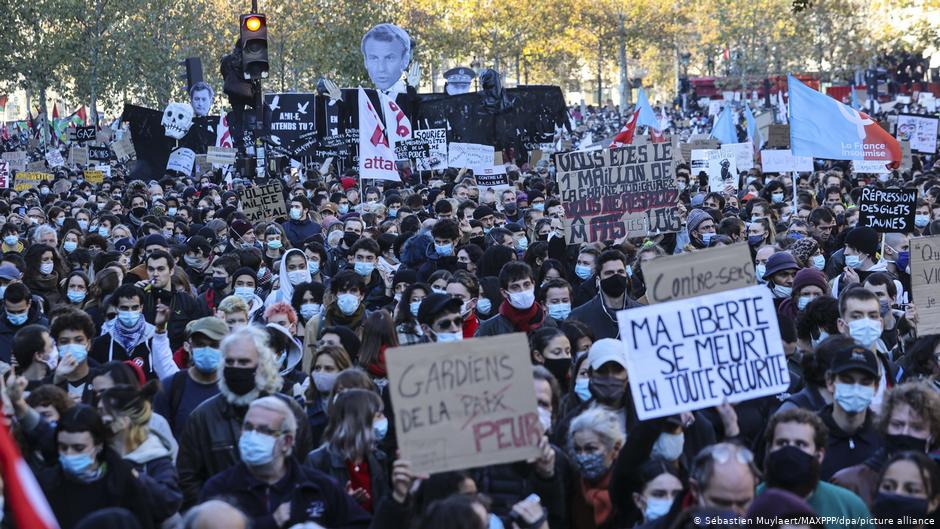  احتجاجات،-فرنسا،-الأمن-الشامل.jpg