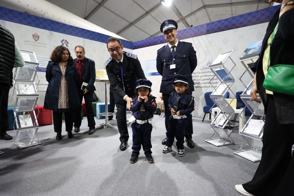 رقم قياسي لزوار الأبواب المفتوحة للأمن رغم أمطار الخير العاصفية 