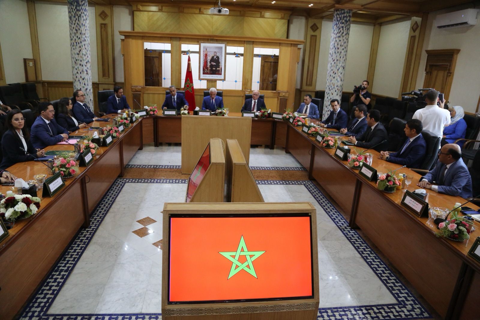 اتفاقية ثلاثية تمكن من استغلال البطاقة الوطنية لاستفادة المواطن من هذه الخدمات