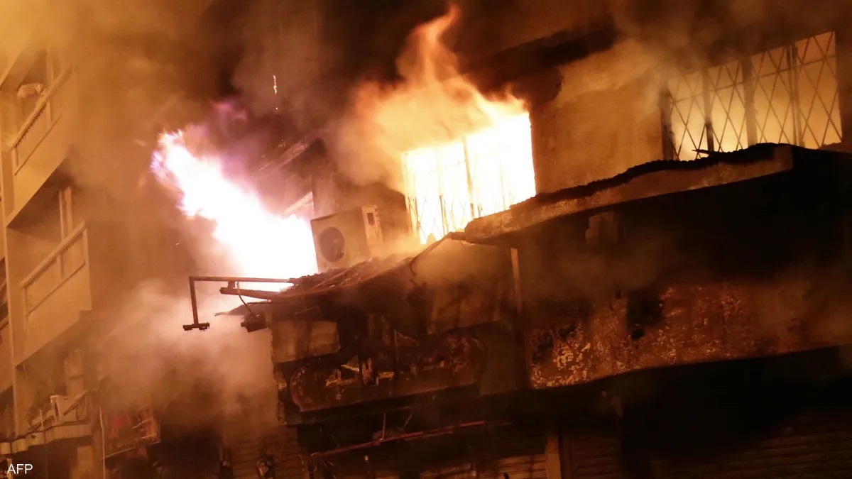 حذاء رياضي يوقع بحارق قيسارية مدينة برشيد