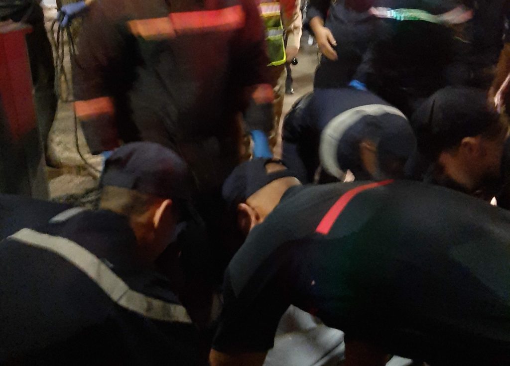 نهاية مأساوية لمتشرد في الشارع العام تهز المدينة الحمراء