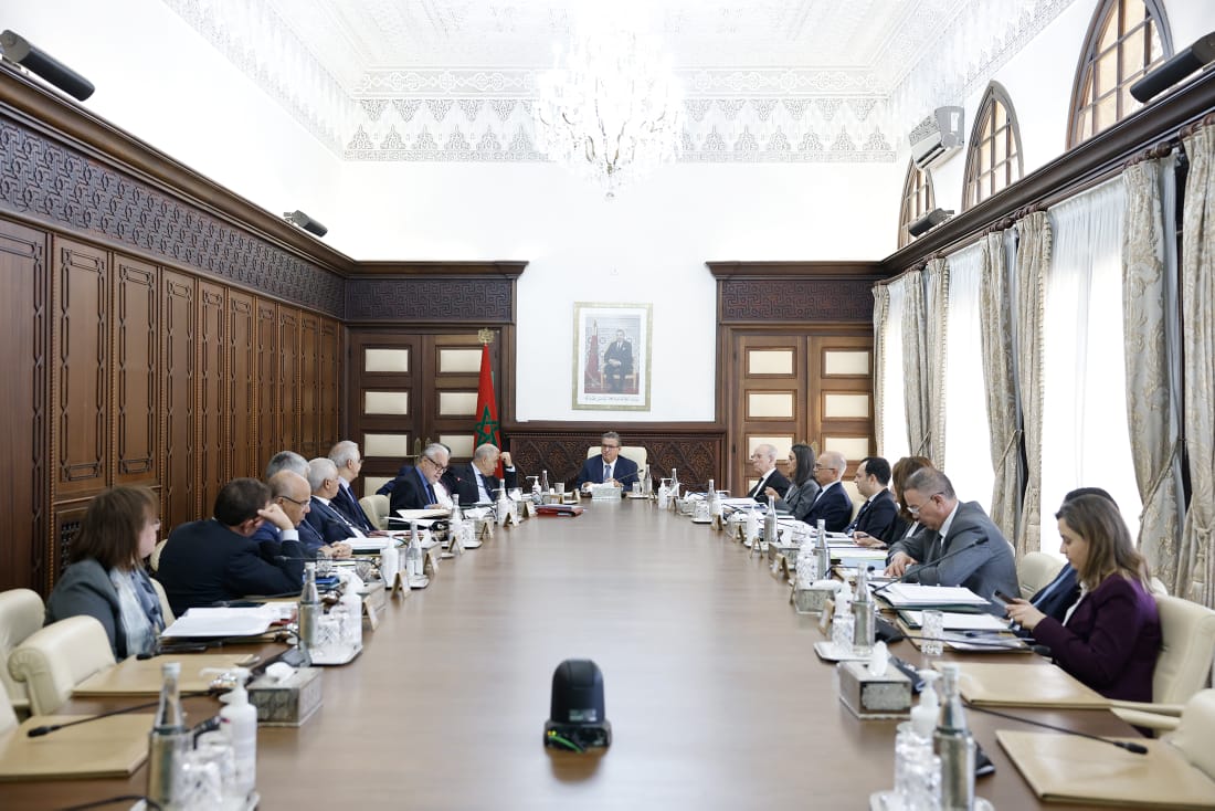 الحكومة تحسم في تعديلات جديدة حول العطل الرسمية