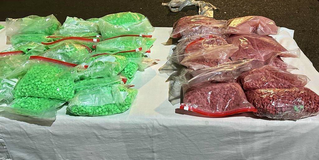 تفتيش سيارة طرونزيتور يفجر مفاجأة غير متوقعة