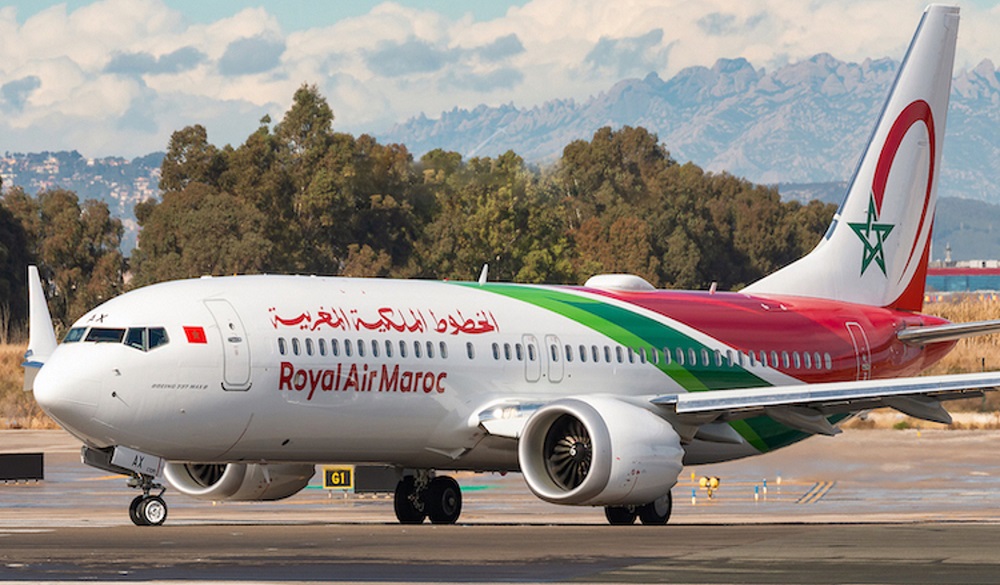 طائرة تابعة للخطوط الملكية المغربية أثناء الإقلاع ضمن تعزيز الربط الجوي مع الأقاليم الجنوبية