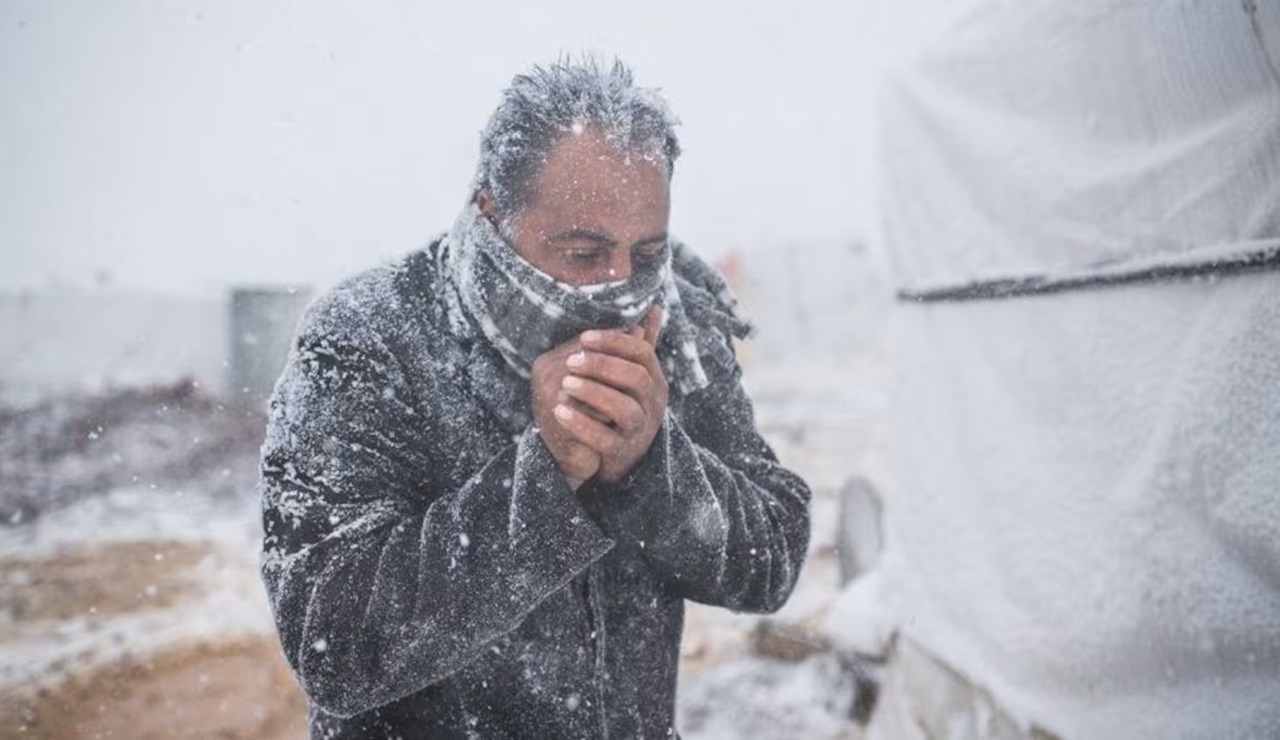 المنخفض الأطلسي .. تفاصيل التقلبات الجوية بالمغرب