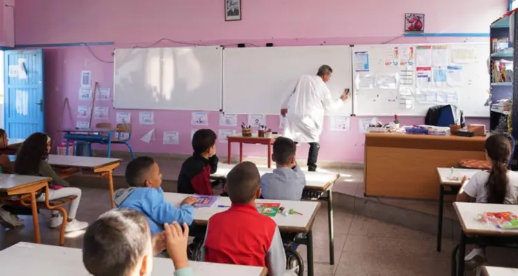 تلاميذ مغاربة في أول يوم من الدخول المدرسي الجديد 2025-2026