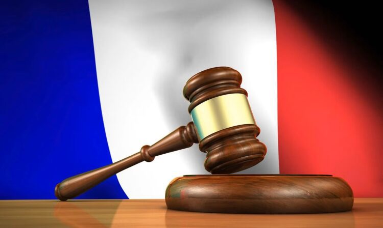 الرئيس الفرنسي السابق نيكولا ساركوزي مدان في قضية تمويل ليبي