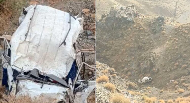 عناصر الوقاية المدنية والدرك الملكي في موقع حادثة سير مروعة بإقليم ورززات