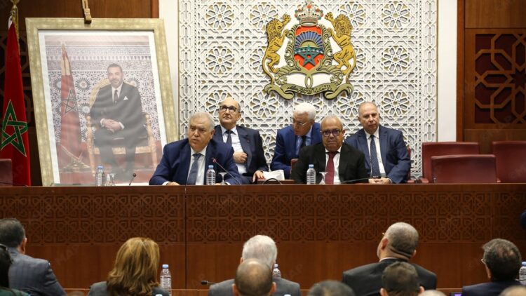 وزير الداخلية عبد الوافي لفتيت يقدّم تفاصيل مشروع قانون 53.25 أمام البرلمان المغربي