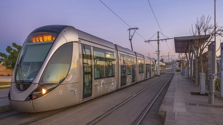 صورة تعبيرية لترام الرباط–سلا أثناء السير