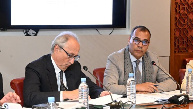 صورة تعبيرية لاجتماع لجنة التعليم والثقافة والاتصال بمجلس النواب خلال مناقشة مشروع قانون التعليم المدرسي.