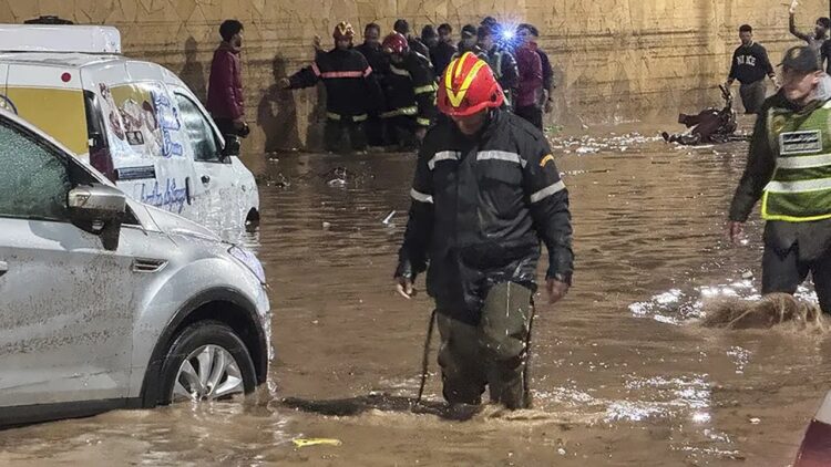 فيضانات قوية تغمر أحياء وسط مدينة آسفي