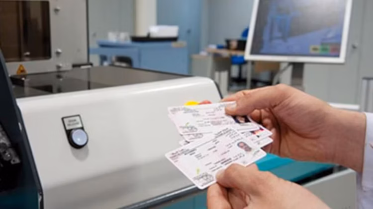 800 وكالة إضافية للبطاقات الرمادية